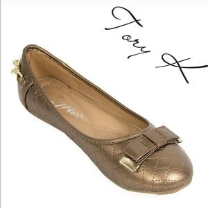 Women Ballerina Buckle Flats, Beige Brown